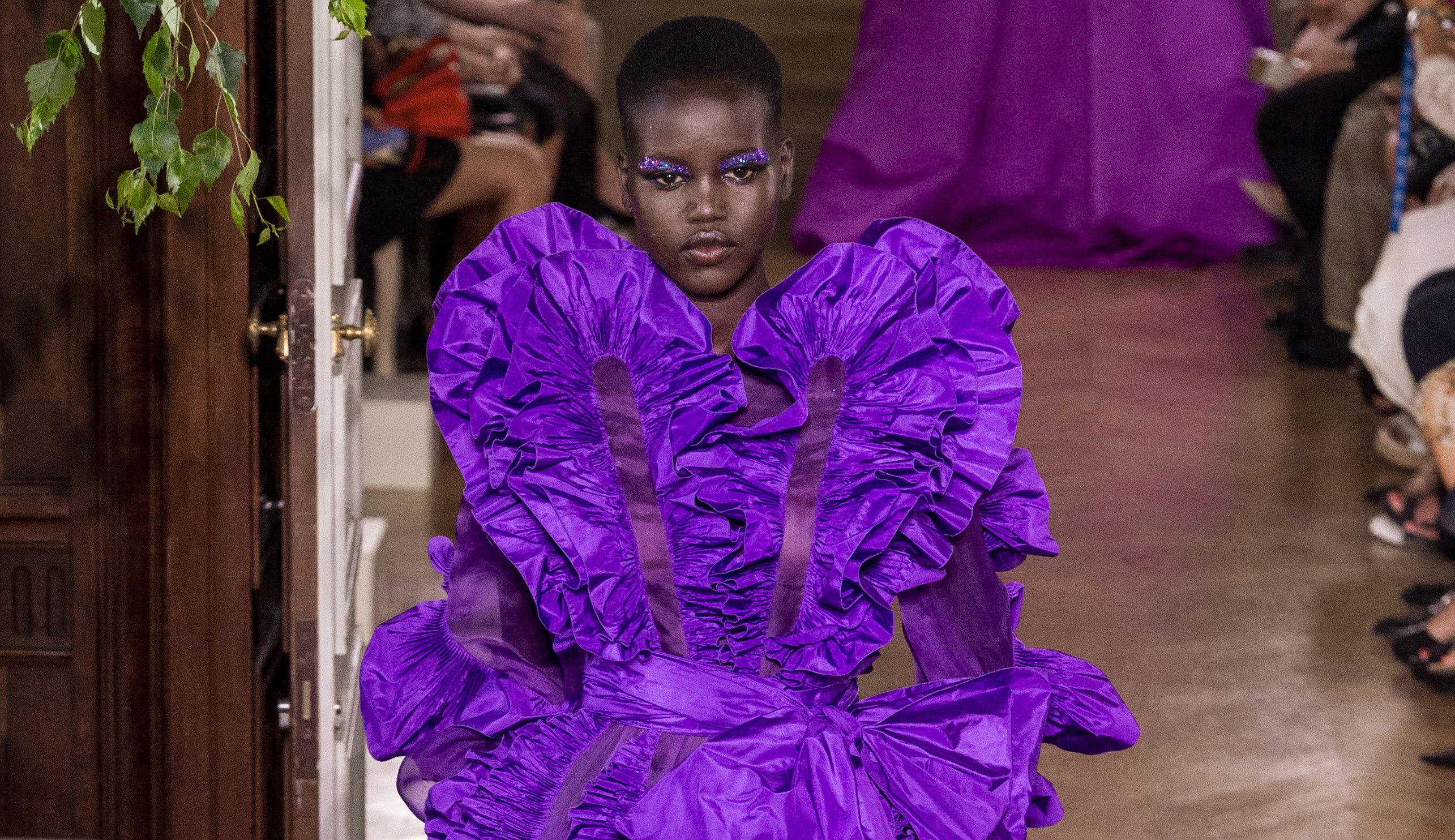 Valentino haute couture jesień-zima 2019/2020 - wzruszający do łez