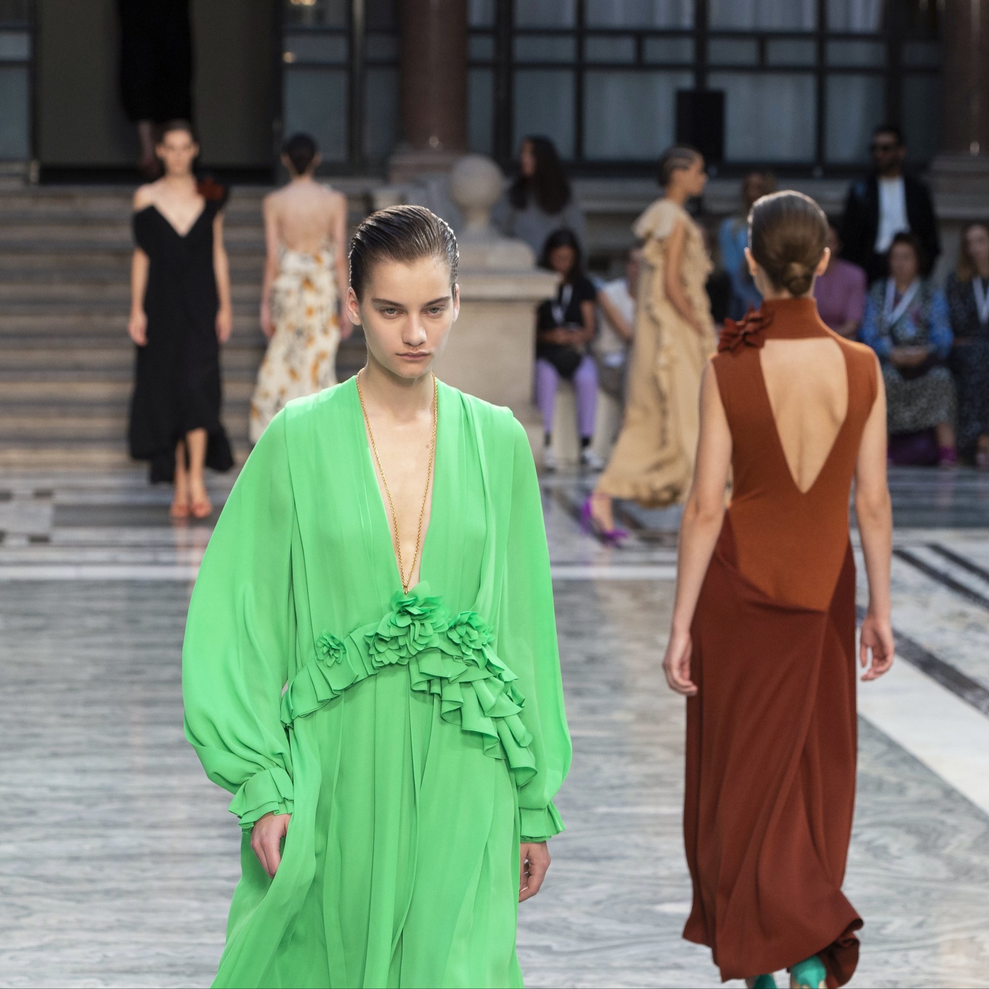 London Fashion Week przenosi się do sieci. Pokazy online będzie mógł obejrzeć każdy!
